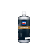 Bottiglia di detergente e protettivo per interni in pelle CARTEC Leather Care 2.0 su sfondo bianco.