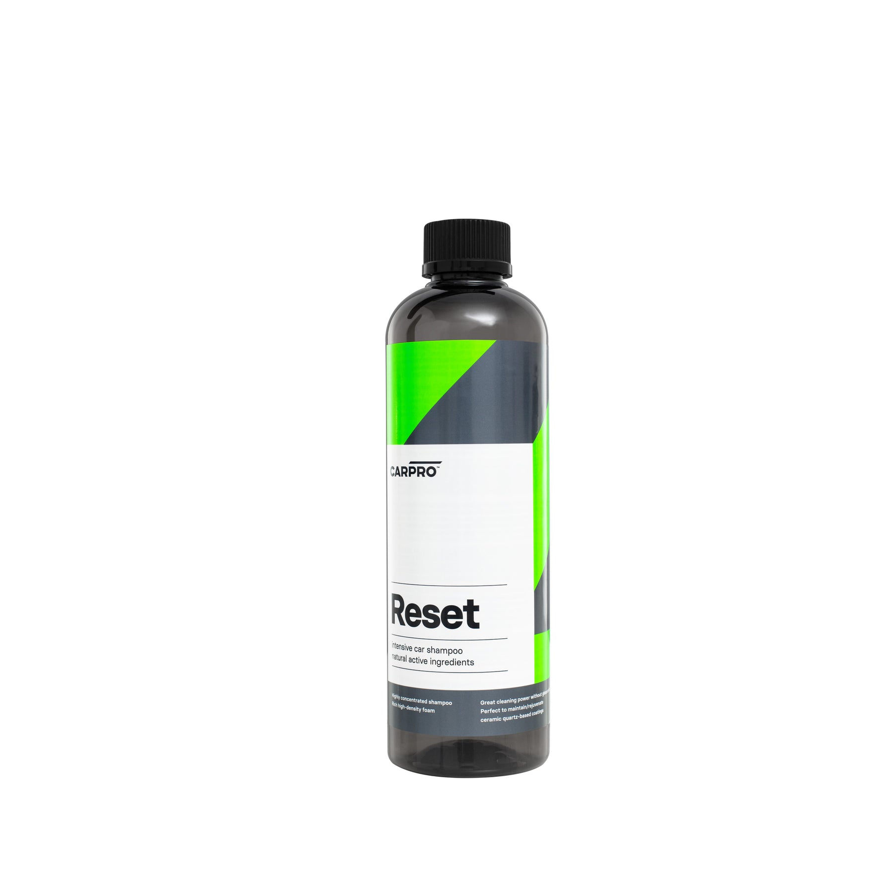 Flacone di CARPRO Reset, uno shampoo neutro con etichetta bianca, nera e verde, progettato per la pulizia approfondita delle auto, mantenendo gli ingredienti protettivi e garantendo risultati professionali. 2/2