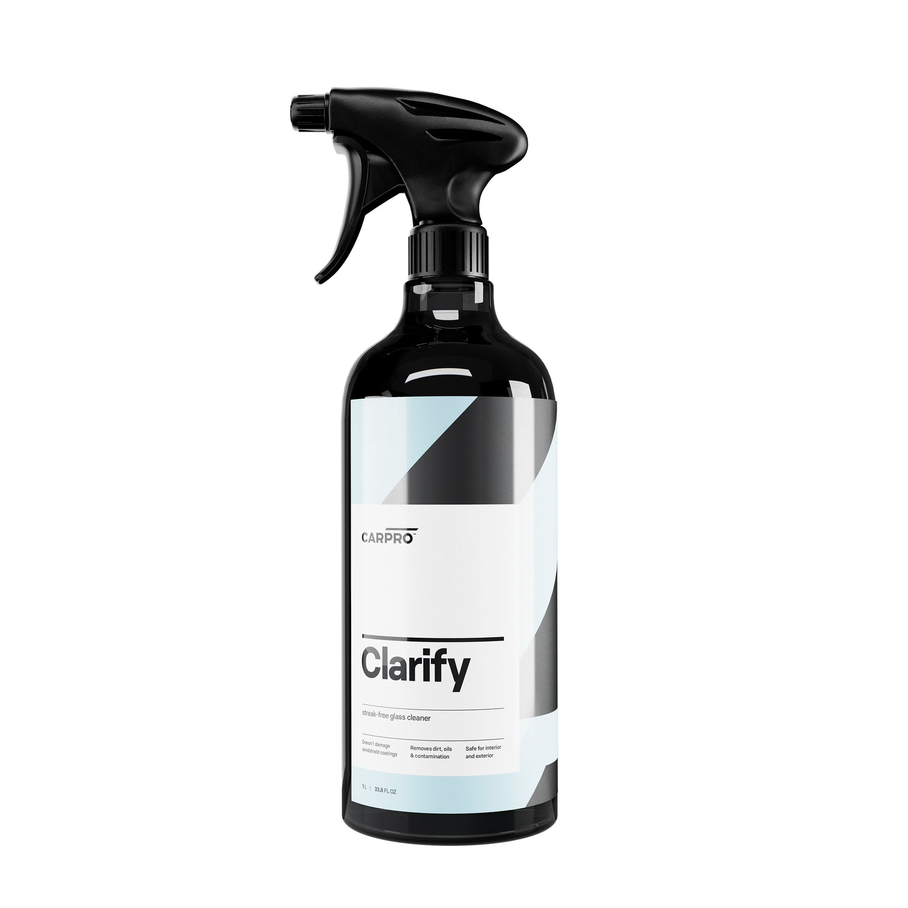 Flacone spray di CARPRO Clarify, un detergente avanzato per vetri che rimuove sporco e macchie senza lasciare aloni, garantendo una visibilità cristallina e una pulizia facile e veloce.