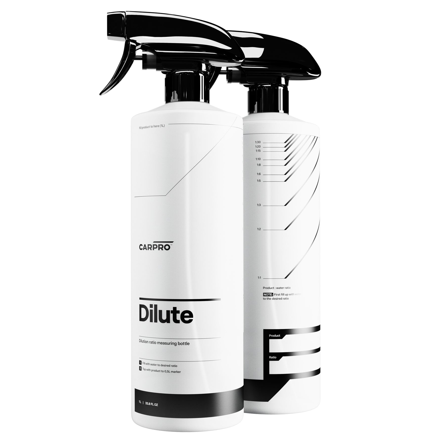 Due flaconi graduati CARPRO Dilute con spruzzatori neri, ideali per miscelare e diluire prodotti chimici con precisione, su sfondo bianco.