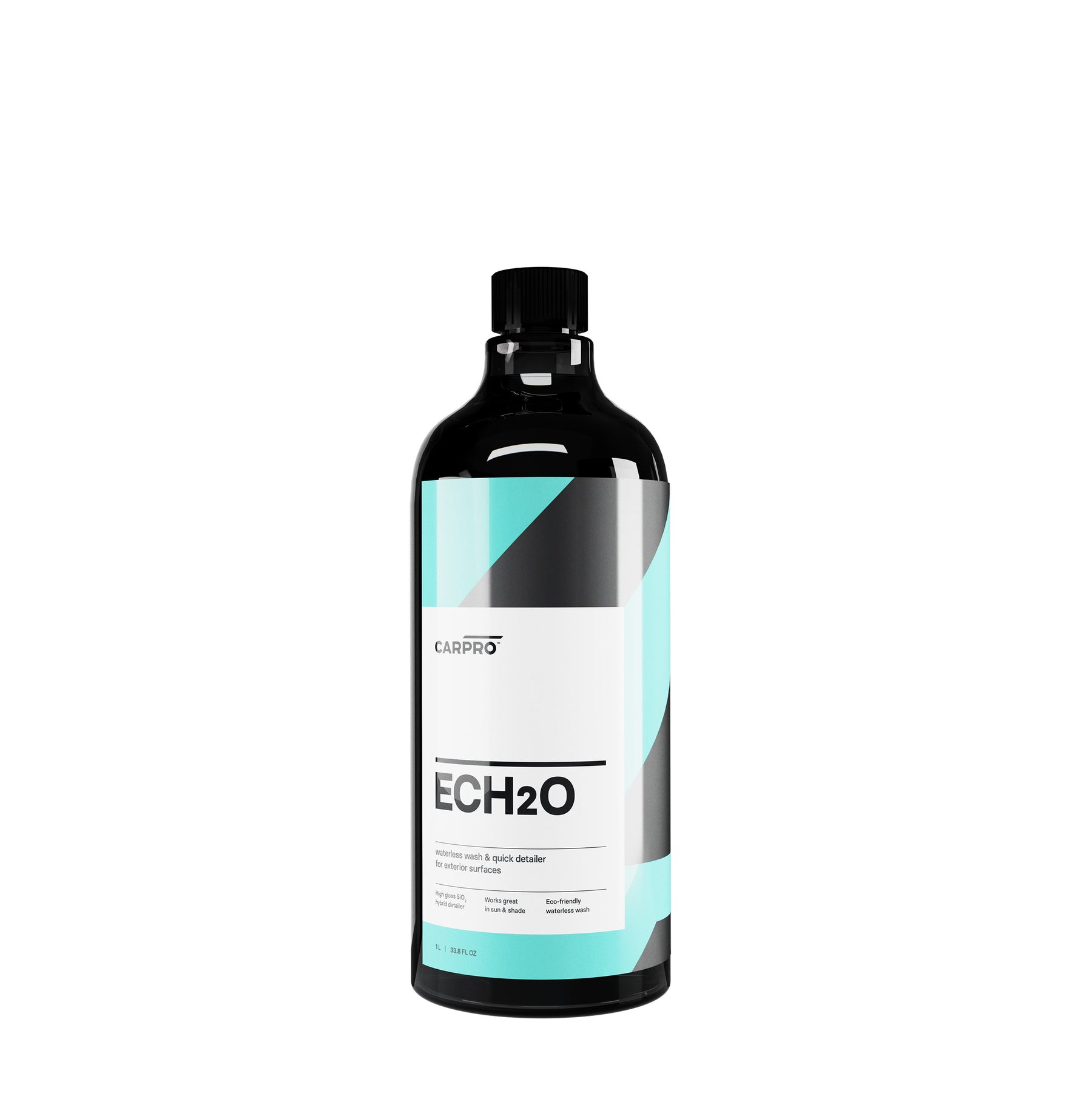 Flacone di CARPRO EcH2O su sfondo bianco, quick detailer a base di acqua e silice per una pulizia rapida e brillantezza intensa delle superfici del veicolo.