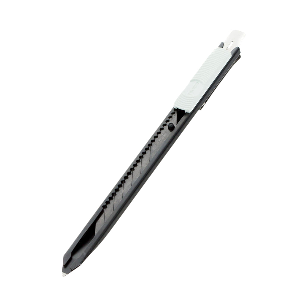 Taglierino nero CARPRO Cutter Tajima con lama argentata e cursore bianco, ideale per tagli di precisione nel detailing auto.