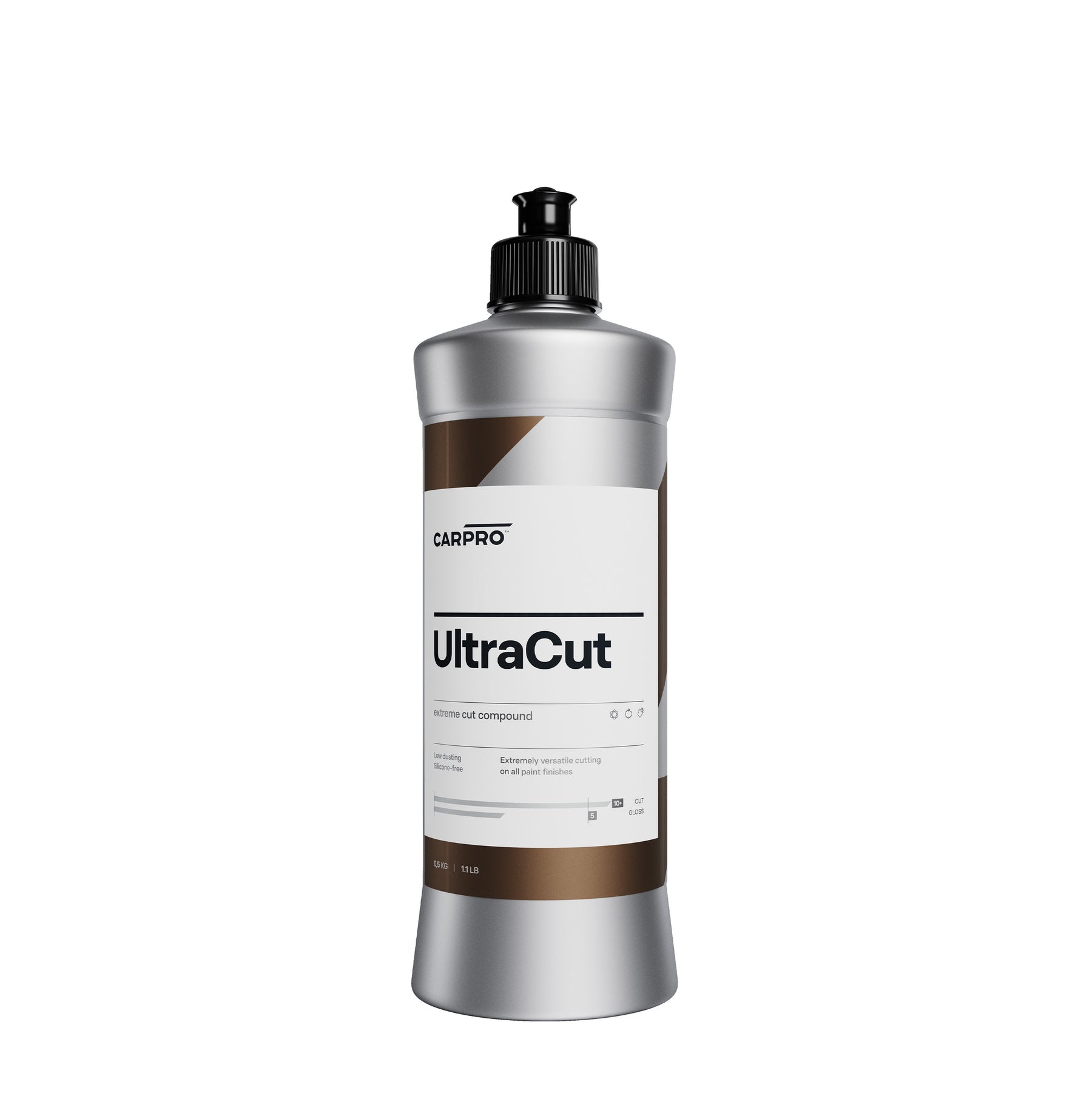 Flacone di CARPRO UltraCut, composto lucidante ad alte prestazioni per auto, etichetta bianca e marrone, tappo nero.Flacone di CarPro Ultracut, polish ultra abrasivo per la rimozione di difetti gravi e finitura impeccabile delle superfici auto.