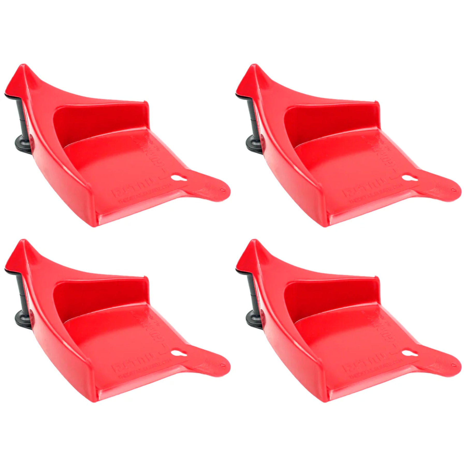 Set di quattro Hose Guide rossi Detail Guardz con perni neri, progettati per evitare grovigli del tubo e proteggere le superfici durante il lavaggio auto.