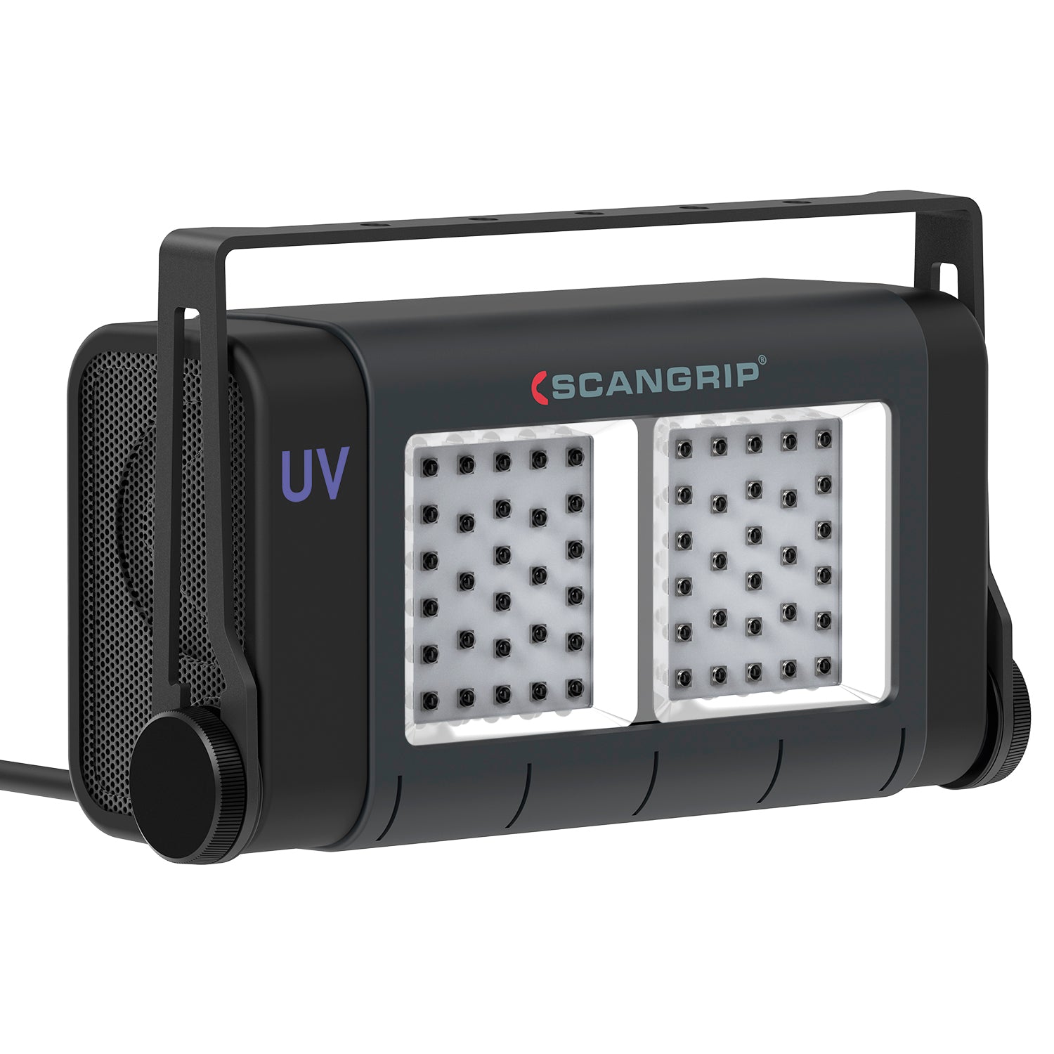 SCANGRIP UV-EXTREME PLUS in uso durante la polimerizzazione UV in un progetto di detailing auto.