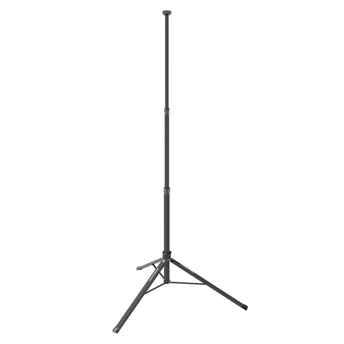 SCANGRIP Tripod esteso a 2 metri, utilizzato per sostenere luci da lavoro durante un progetto di detailing.