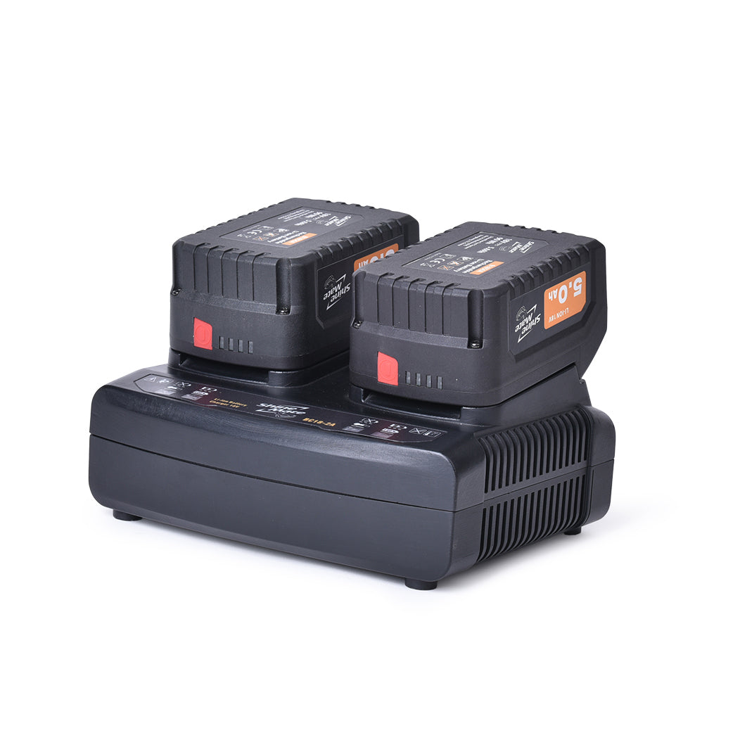SHINEMATE Caricabatteria Doppio per lucidatrici cordless, ricarica due batterie contemporaneamente per una maggiore efficienza nei lavori di detailing.