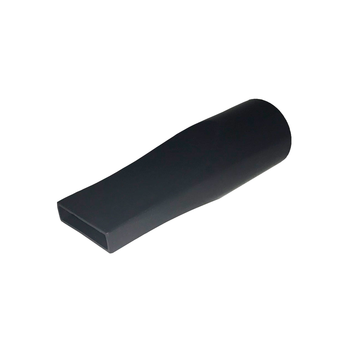 L'ugello piatto largo BRÜHL, realizzato in robusta plastica nera, è progettato per garantire un'asciugatura uniforme e rapida, ideale per detailers professionisti alla ricerca di risultati impeccabili.