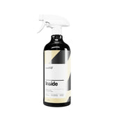 Flacone spray da 500 ml di CARPRO Inside, detergente per interni auto, con nebulizzatore bianco e etichetta bianca con dettagli beige e grigi, perfetto per pulire e proteggere gli interni dell'auto.