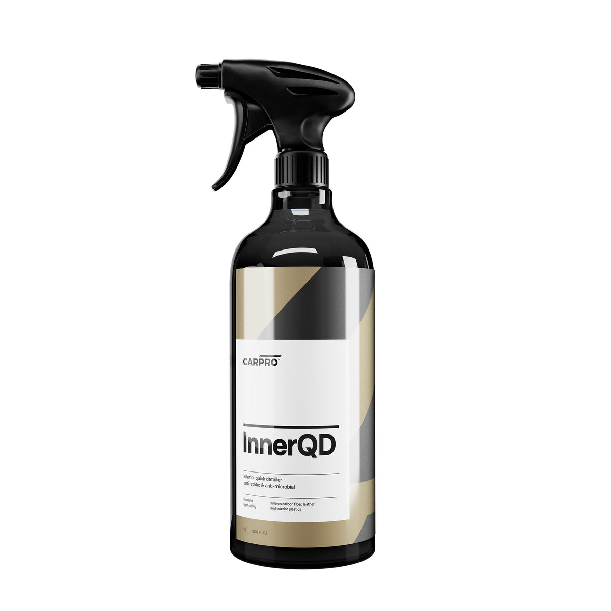 Flacone di CARPRO InnerQD quick detailer, ideale per pulire e proteggere gli interni dell'auto, con formula anti-polvere e protezione UV.