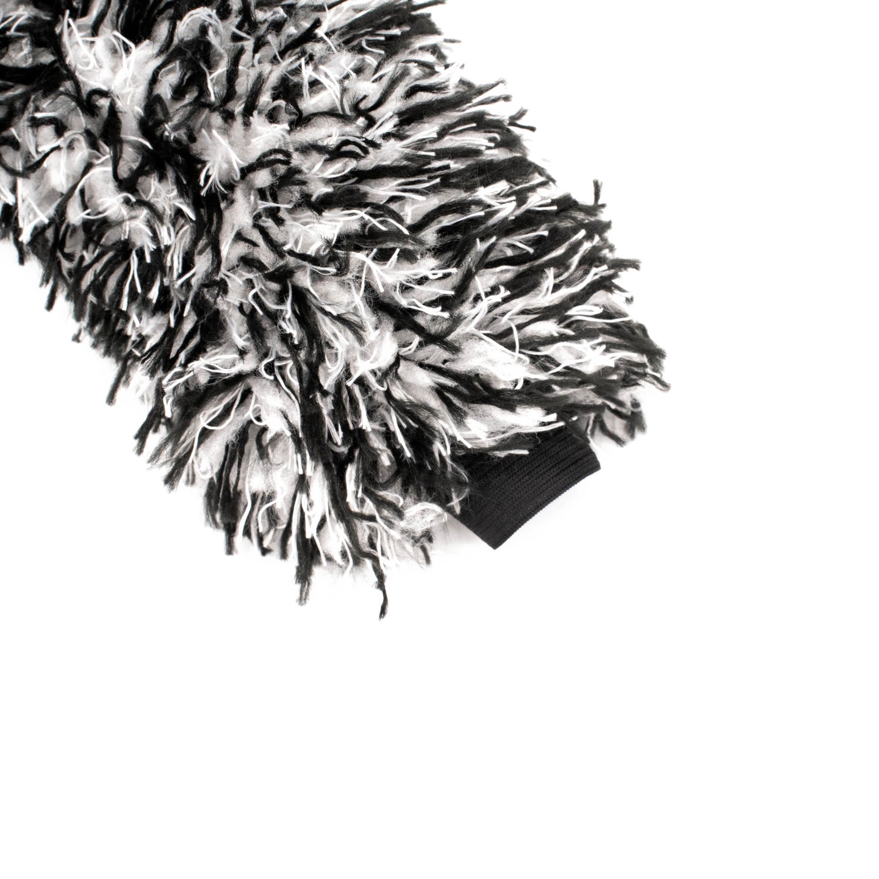 Estremità con bordo elastico della cover in microfibra per spazzola Flex Brush, ricambio facile da installare per la pulizia professionale dei cerchi.