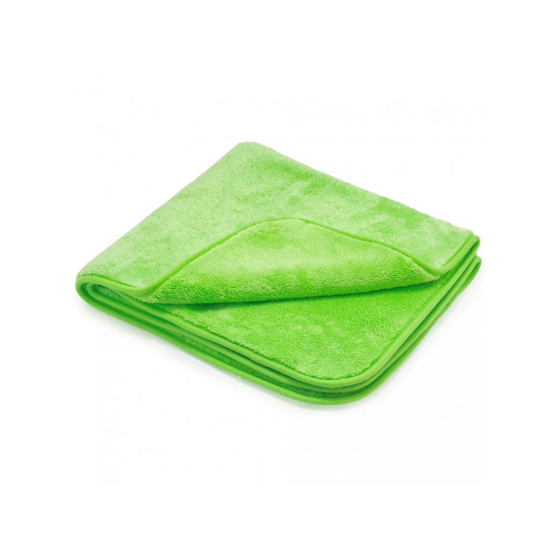 Panno in microfibra CARPRO Fat Boa 800gsm verde, ultra-assorbente per un'asciugatura rapida e senza graffi del veicolo, su sfondo bianco.